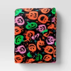 Plush Throw Blanket - Hyde And EEK! Boutique™ -Northlight Shop GUEST 3aa918ab be26 454b 93b9 054365f8b128