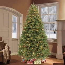 6.5ft Pre-lit Artificial Christmas Tree Davenport Fir