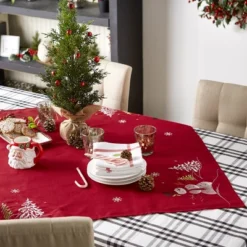 Design Imports Christmas Embroidered Tablecloth, Snowman, 40X40" -Northlight Shop GUEST bc0b3d0b 1bf8 4bc8 81aa 710b00a5811e